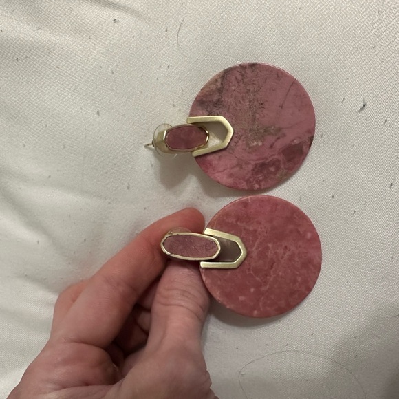 Kendra Scott Didi Drop Earrings - Picture 2 of 5